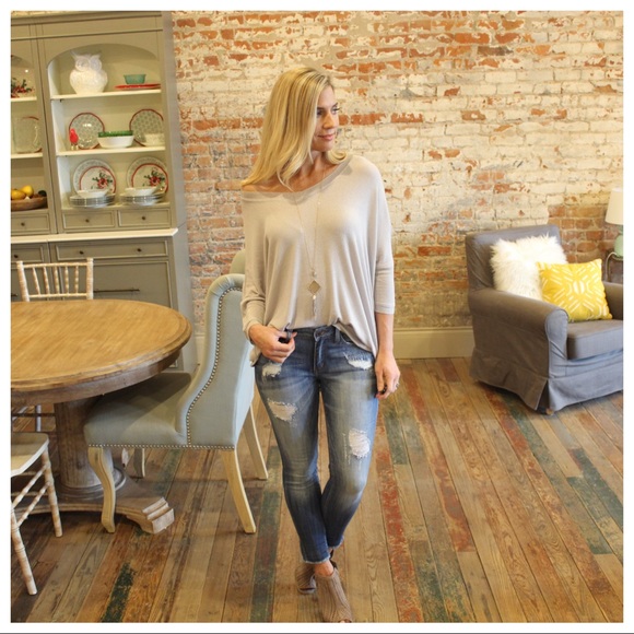 Denim - ✨LAST✨Medium Wash Distressed Skinny Jean